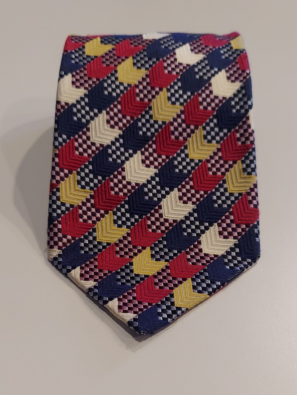 Vintage Tino Cosma Multicolor Chevron Pattern Men’s Silk Tie